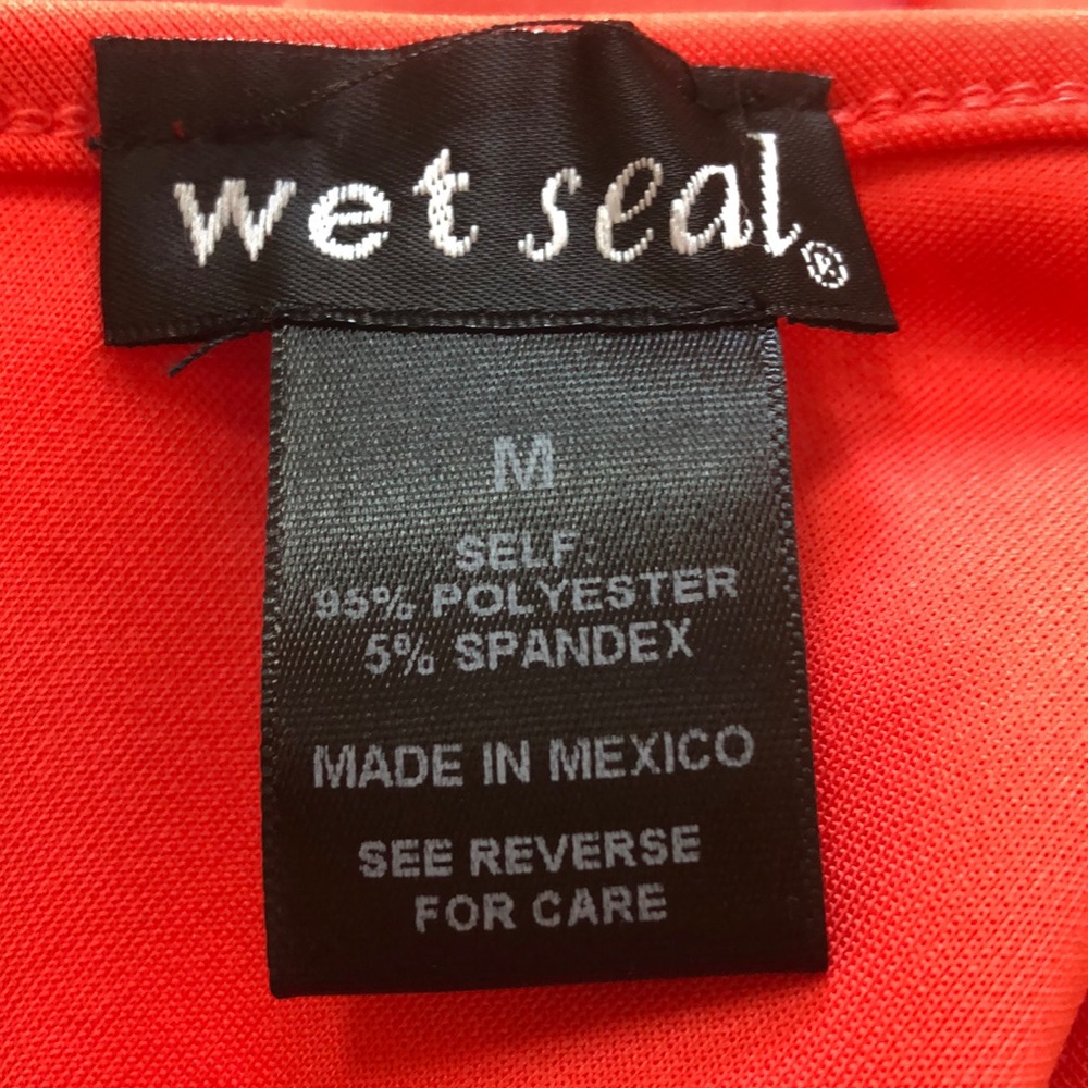 ‼️SOLD‼️Wet Seal Peplum Top - Picture 5 of 7